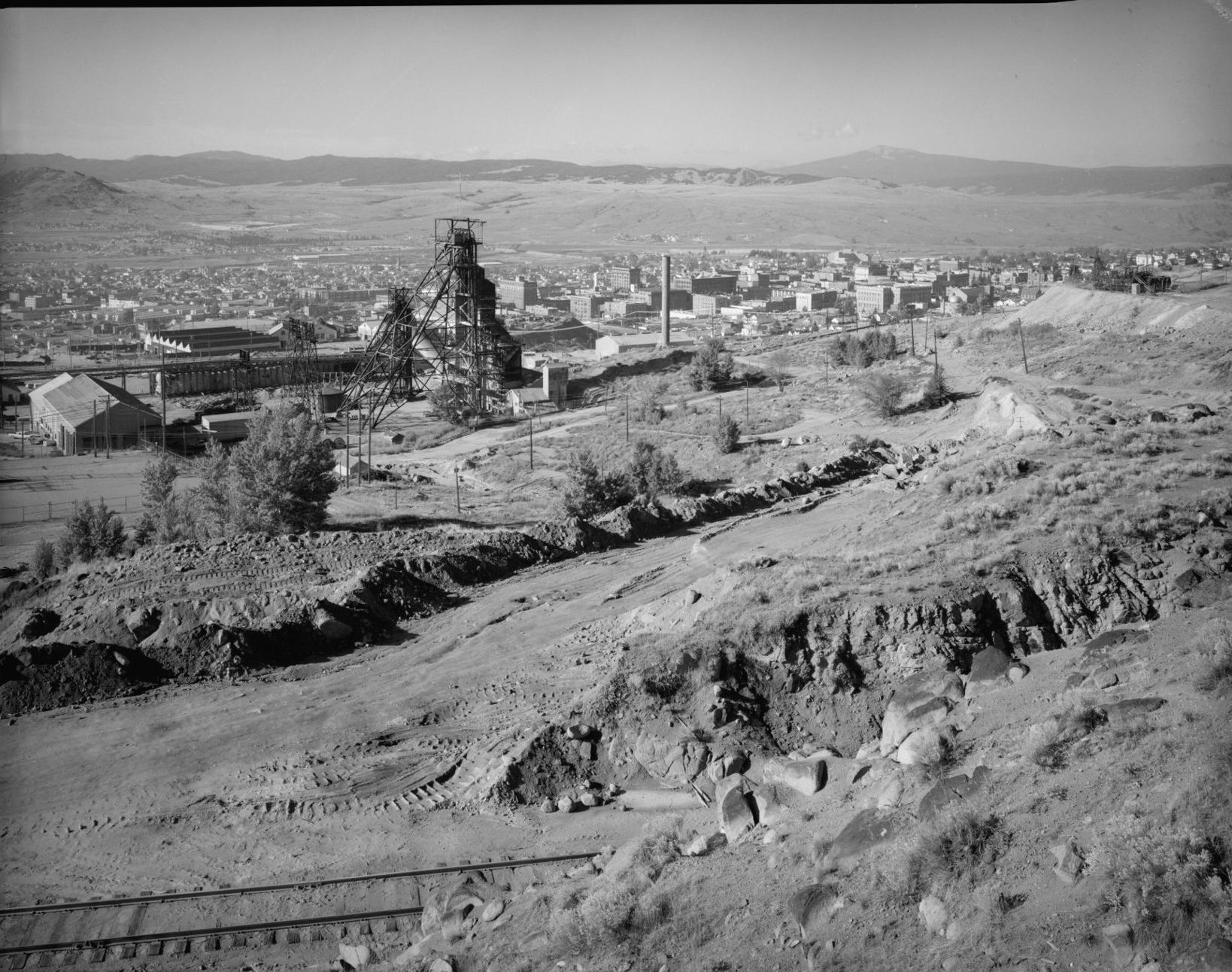 Kelley Mine yard and headframe with Butte spread out beyond